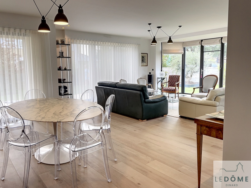 Vente Maison 155m² 5 Pièces à Dinard (35800) - Le Dôme